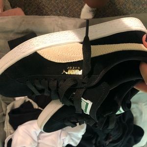 Puma Sneakers